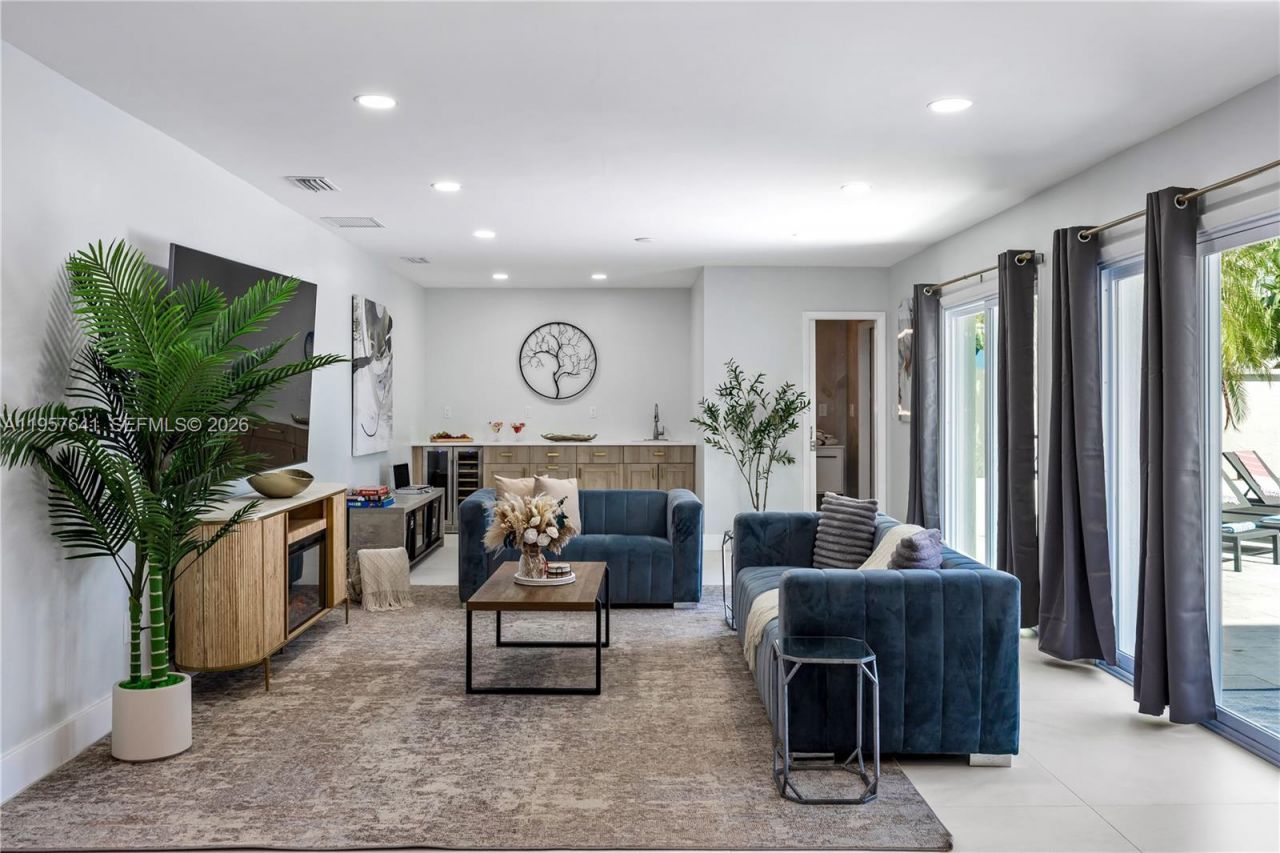 2532 SE 13th St, Pompano Beach, FL 33062 Photo