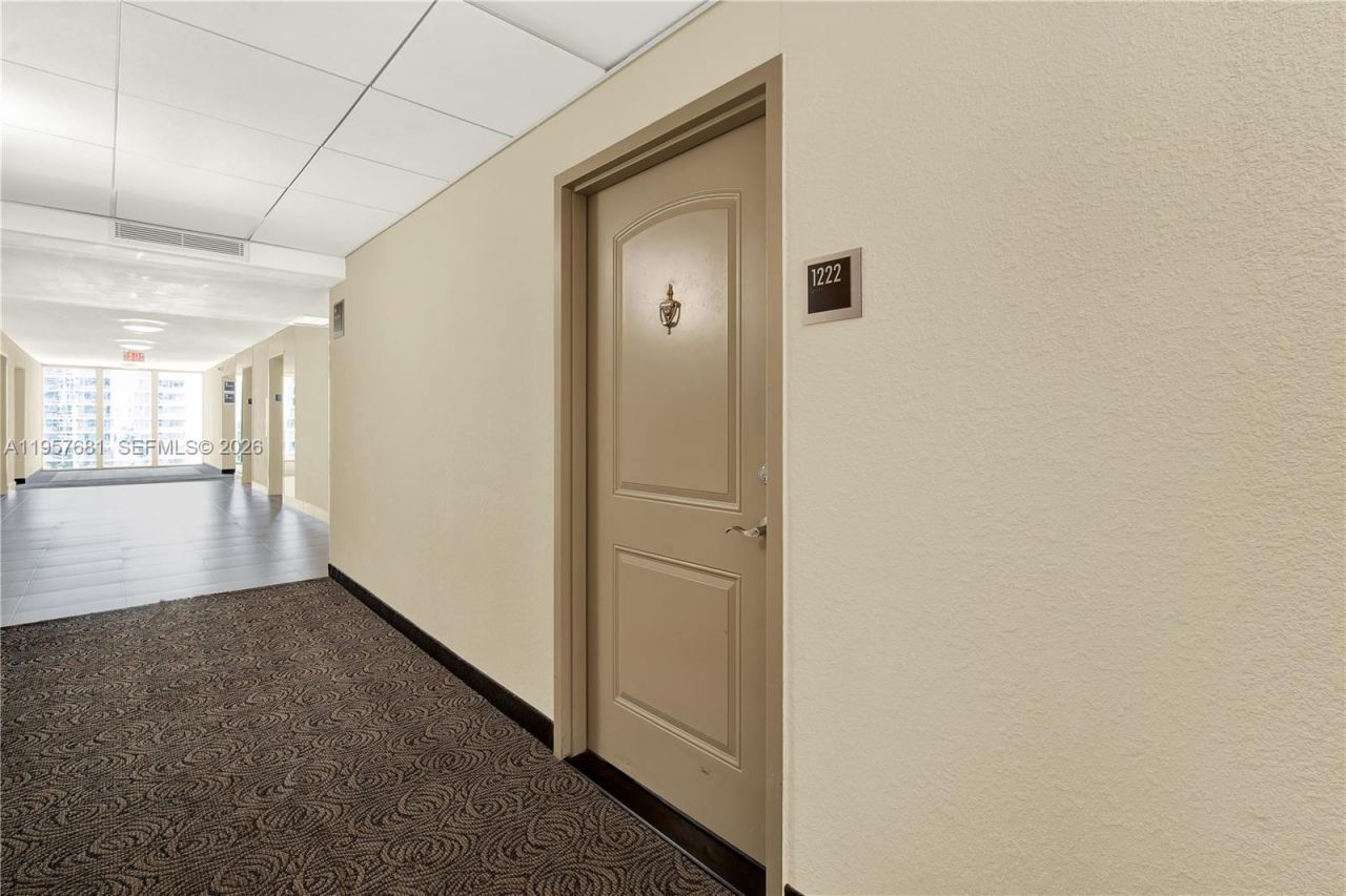 100 S Bayview Dr, Unit 1222, Sunny Isles Beach, FL 33160 Photo