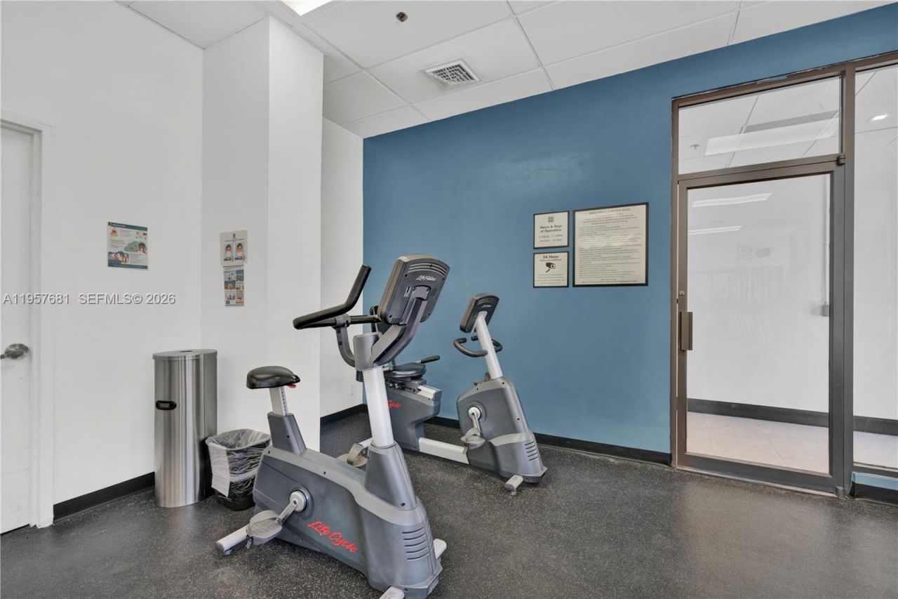 100 S Bayview Dr, Unit 1222, Sunny Isles Beach, FL 33160 Photo