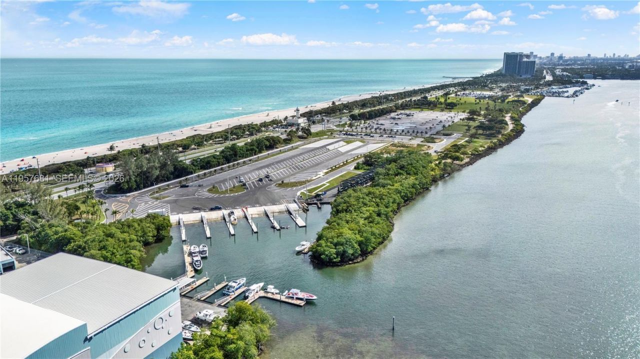 100 S Bayview Dr, Unit 1222, Sunny Isles Beach, FL 33160 Photo
