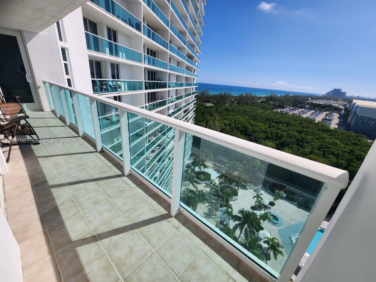 100 S Bayview Dr, Unit 1222, Sunny Isles Beach, FL 33160 Photo