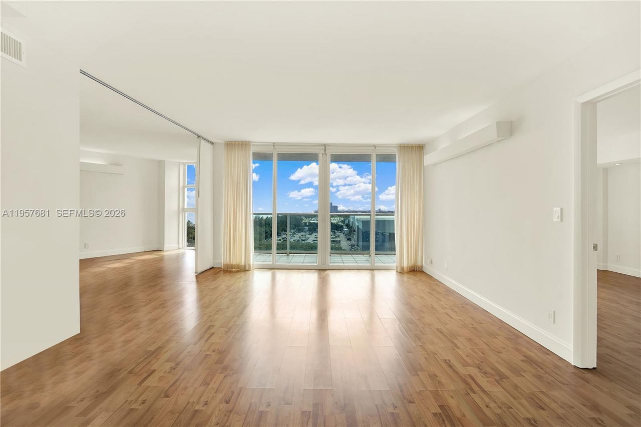 100 S Bayview Dr, Unit 1222, Sunny Isles Beach, FL 33160 Photo