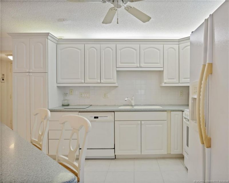 1800 SE Saint Lucie Boulevard, Unit 5-101, Stuart, FL 34996 Photo
