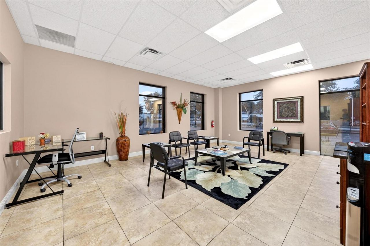 551 S Econ Circle, Oviedo, FL 32765 Photo