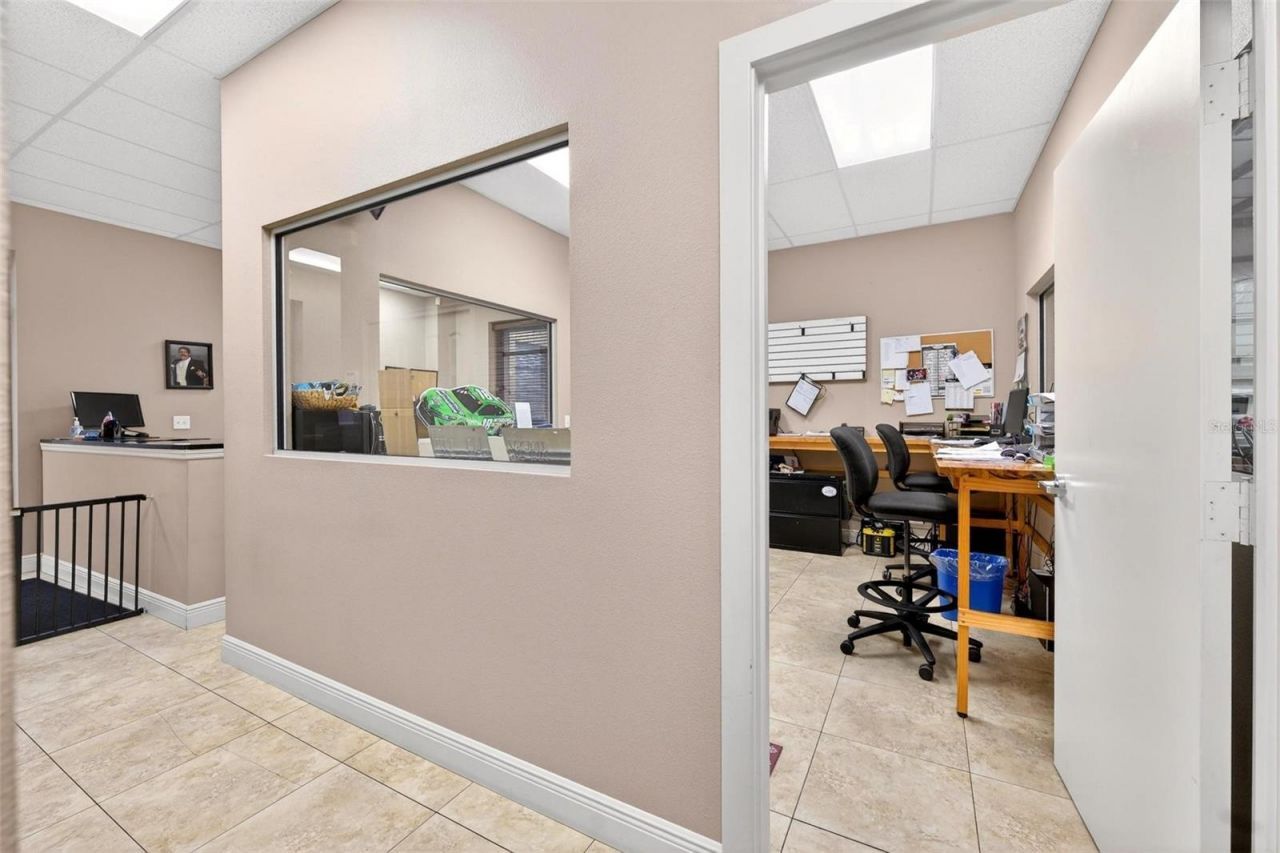 551 S Econ Circle, Oviedo, FL 32765 Photo