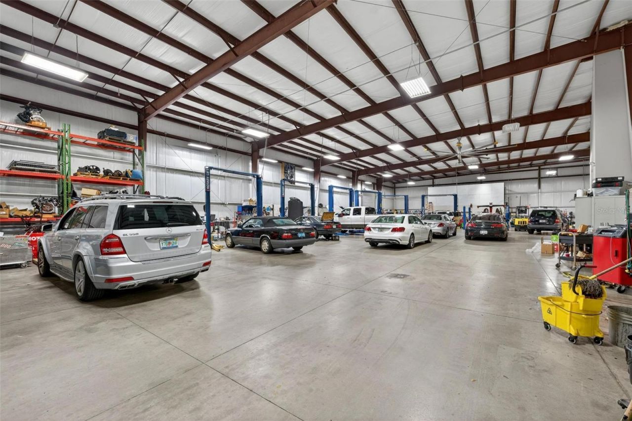 551 S Econ Circle, Oviedo, FL 32765 Photo