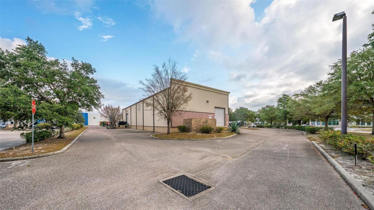 551 S Econ Circle, Oviedo, FL 32765 Photo