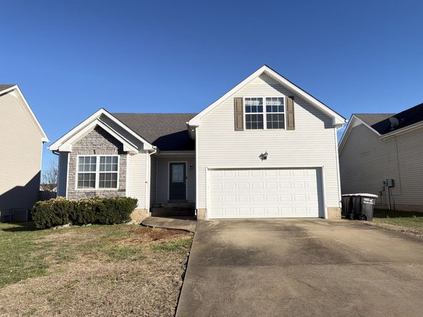 3655 Cindy Jo Dr S, Clarksville, TN 37040