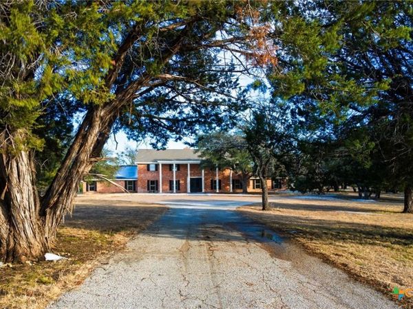 102 Mesa Drive , Gatesville, TX 76528