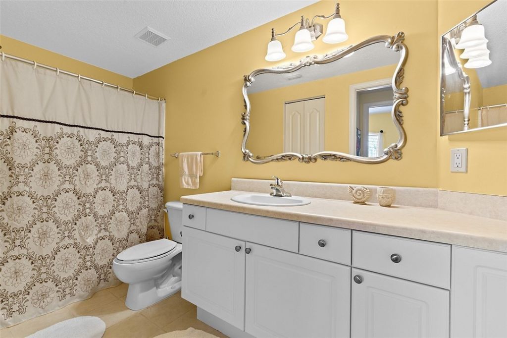 5095 Fairways Circle, Unit I304, Vero Beach, FL 32967 Photo