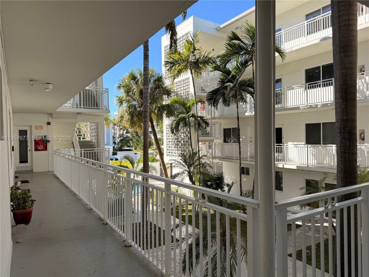 10001 W Bay Harbor Dr, Unit 206, Bay Harbor Islands, FL 33154 Photo