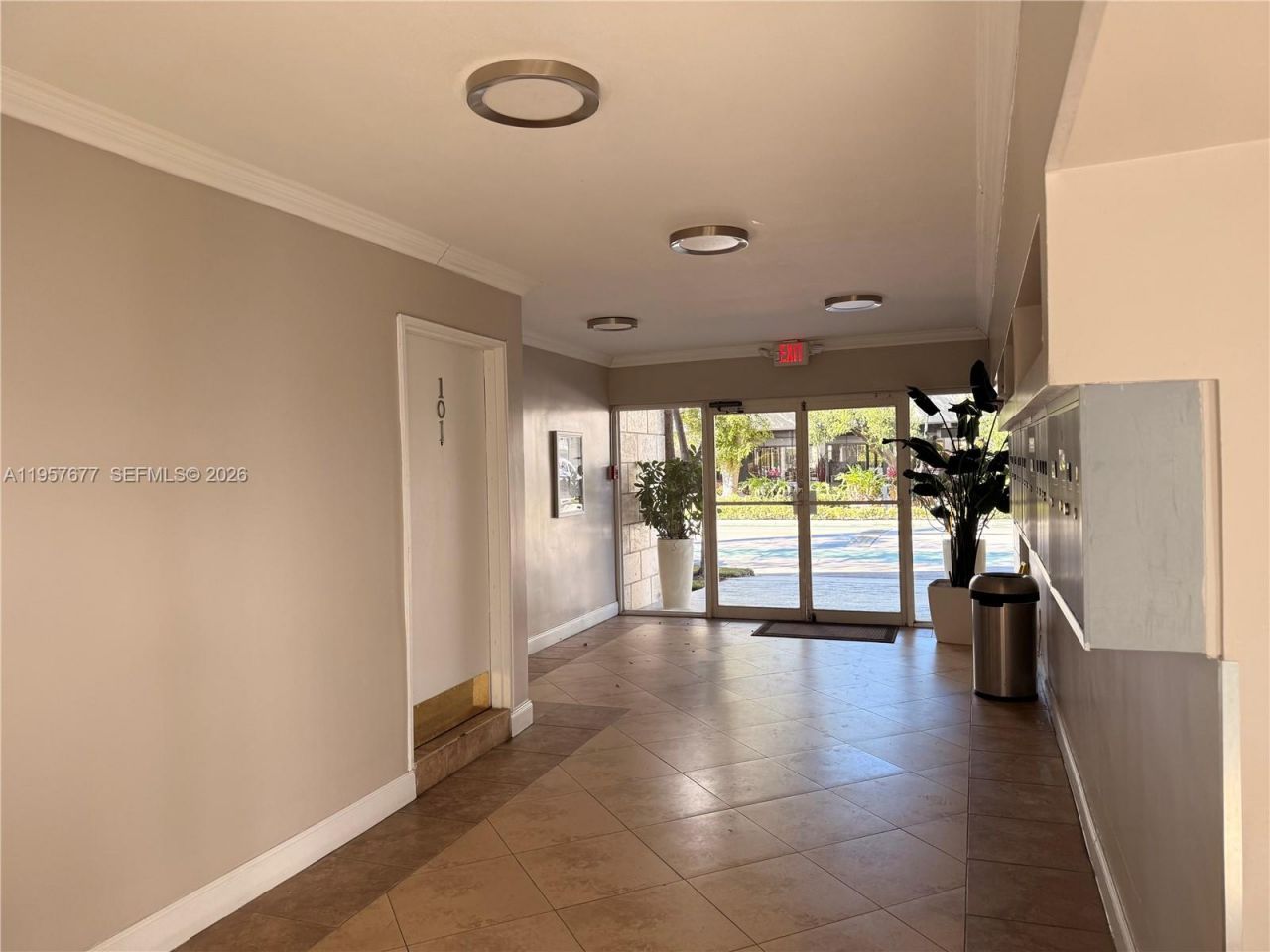 10001 W Bay Harbor Dr, Unit 206, Bay Harbor Islands, FL 33154 Photo