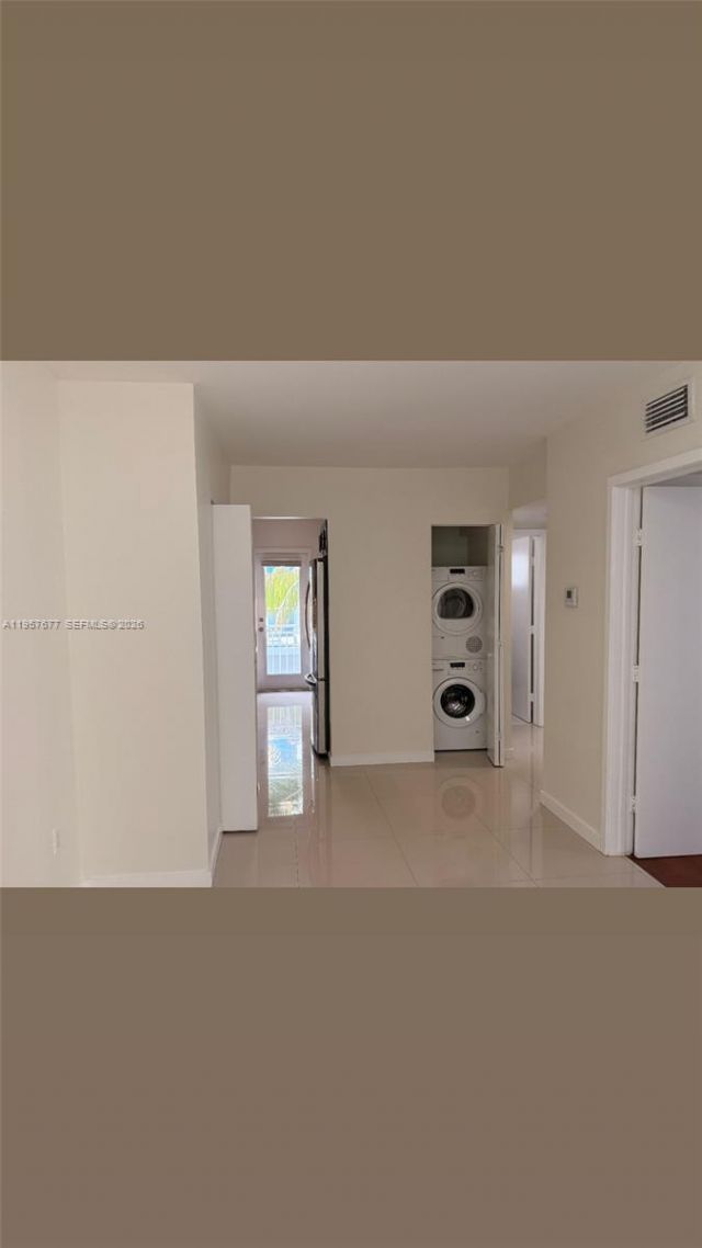 10001 W Bay Harbor Dr, Unit 206, Bay Harbor Islands, FL 33154 Photo