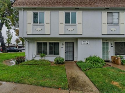 27 Omaha Ct, Sacramento, CA 95823 Photo