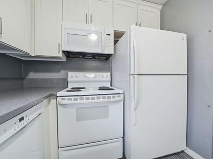 27 Omaha Ct, Sacramento, CA 95823 Photo