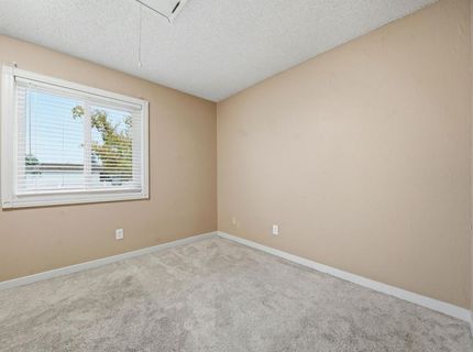 27 Omaha Ct, Sacramento, CA 95823 Photo