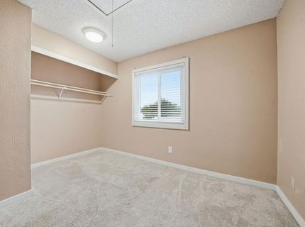 27 Omaha Ct, Sacramento, CA 95823 Photo
