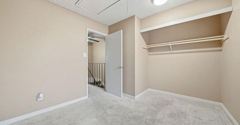 27 Omaha Ct, Sacramento, CA 95823 Photo