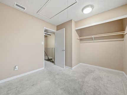 27 Omaha Ct, Sacramento, CA 95823 Photo