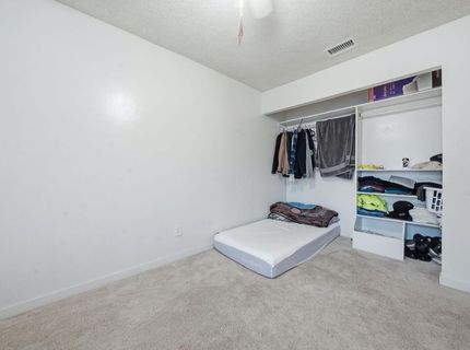 27 Omaha Ct, Sacramento, CA 95823 Photo