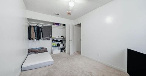 27 Omaha Ct, Sacramento, CA 95823 Photo
