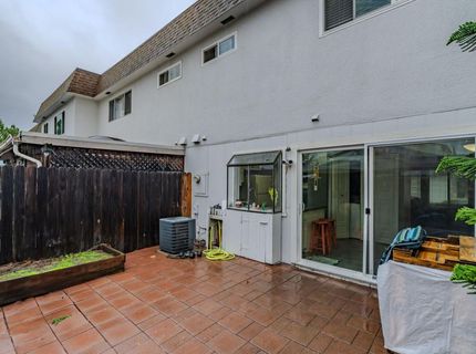 27 Omaha Ct, Sacramento, CA 95823 Photo