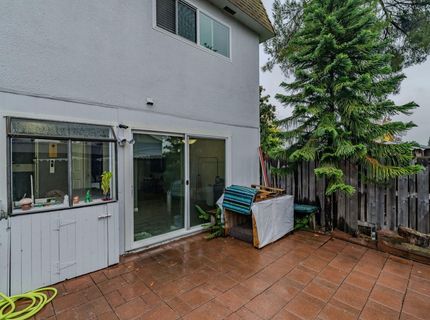 27 Omaha Ct, Sacramento, CA 95823 Photo