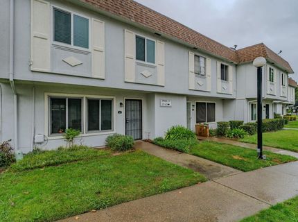 27 Omaha Ct, Sacramento, CA 95823 Photo