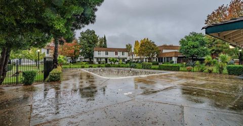 27 Omaha Ct, Sacramento, CA 95823 Photo