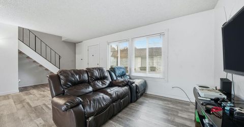 27 Omaha Ct, Sacramento, CA 95823 Photo
