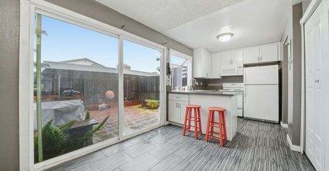 27 Omaha Ct, Sacramento, CA 95823 Photo