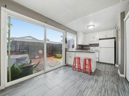 27 Omaha Ct, Sacramento, CA 95823 Photo