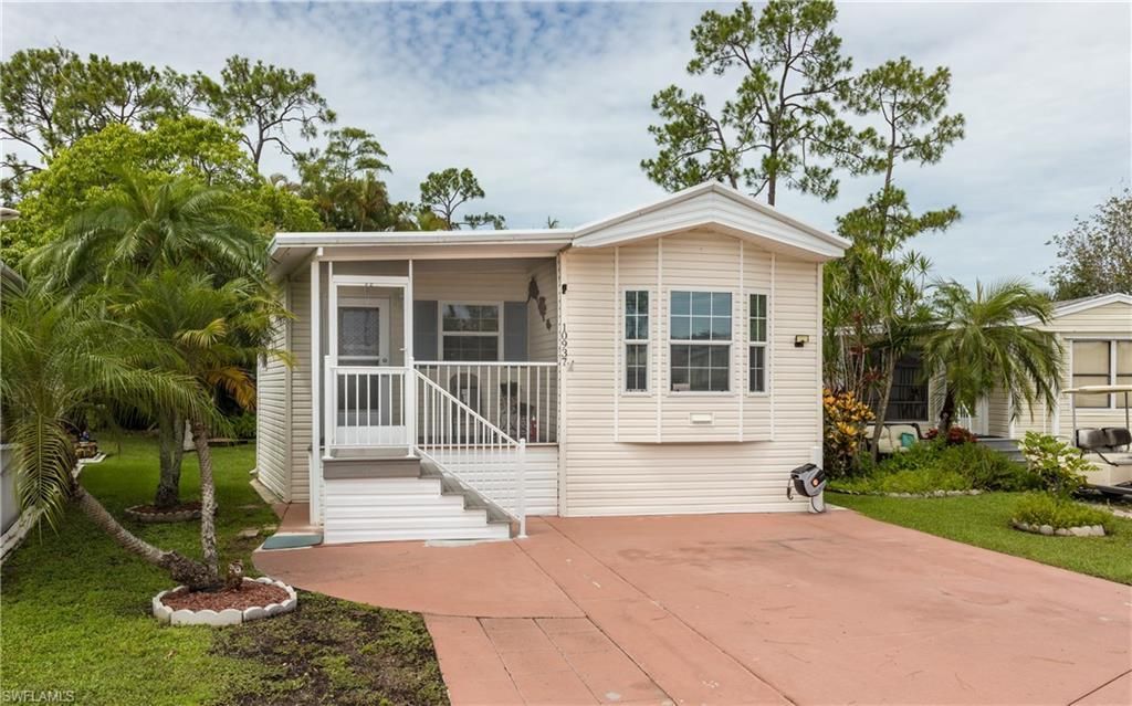 10937 Ground Dove Cir, Estero, FL 33928 Photo