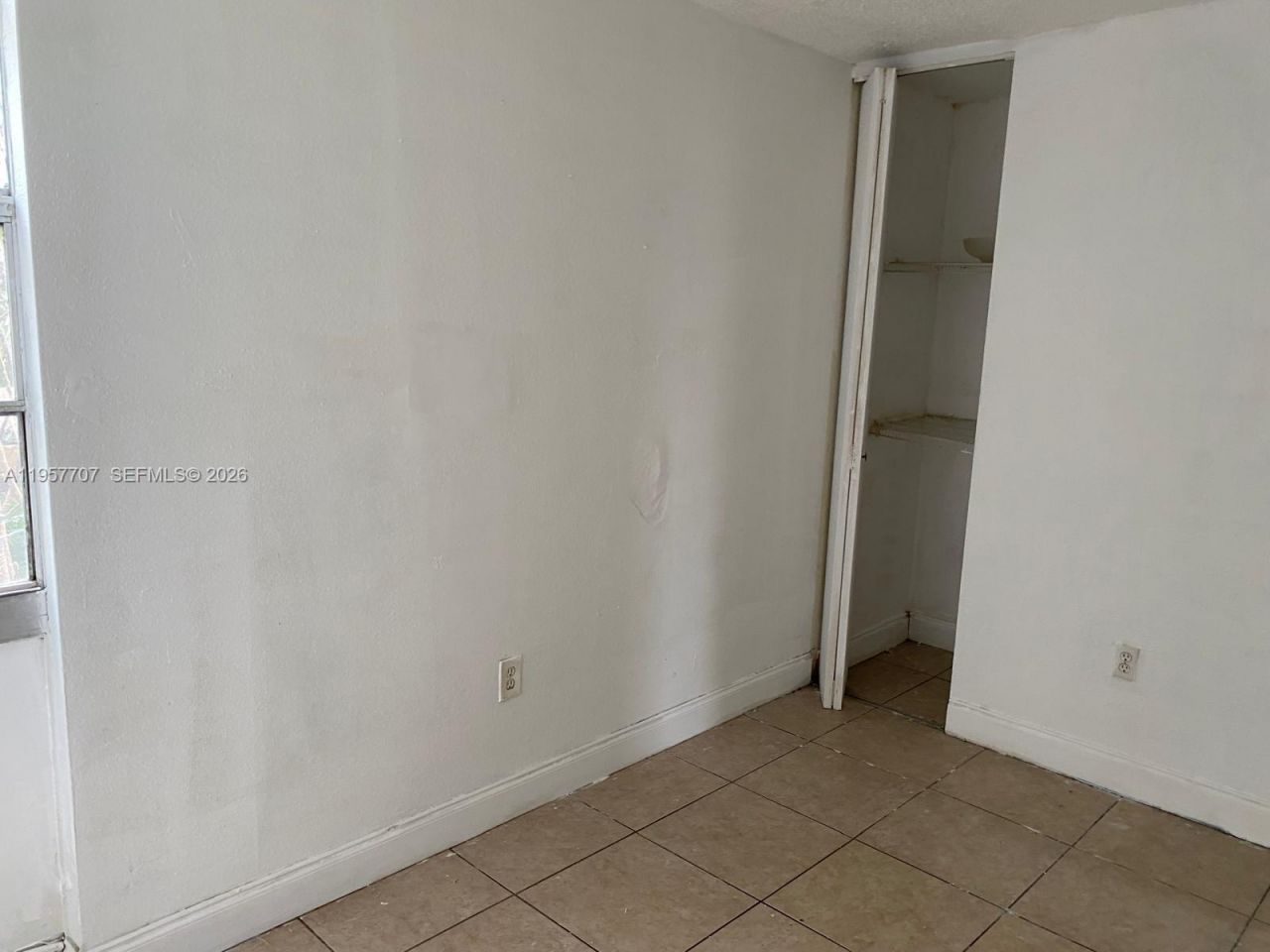 5959 SW 69, Unit 106, Miami, FL 33143 Photo