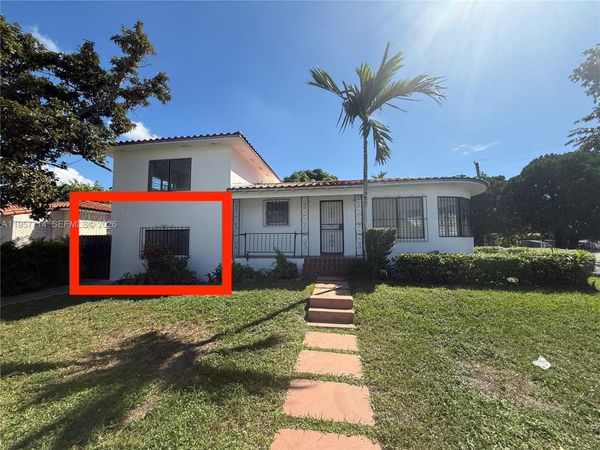 525 SW 22 AVE, Unit B, Miami, FL 33135