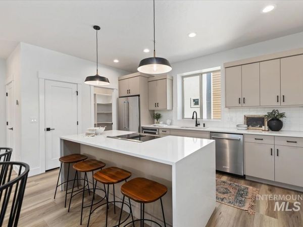 1739 S Rock View Ln, Unit 26, Boise, ID 83705