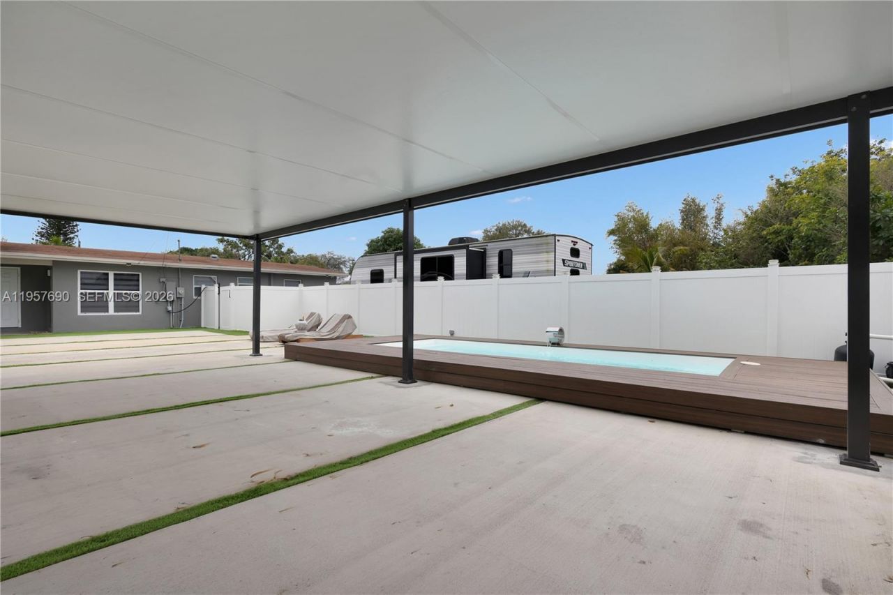 1021 SW 22nd Ave, Fort Lauderdale, FL 33312 Photo