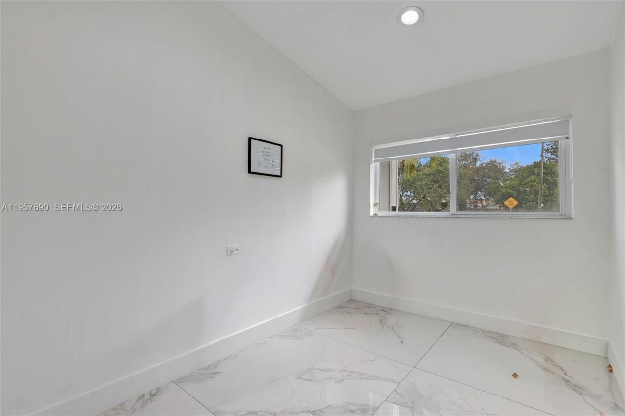 1021 SW 22nd Ave, Fort Lauderdale, FL 33312 Photo