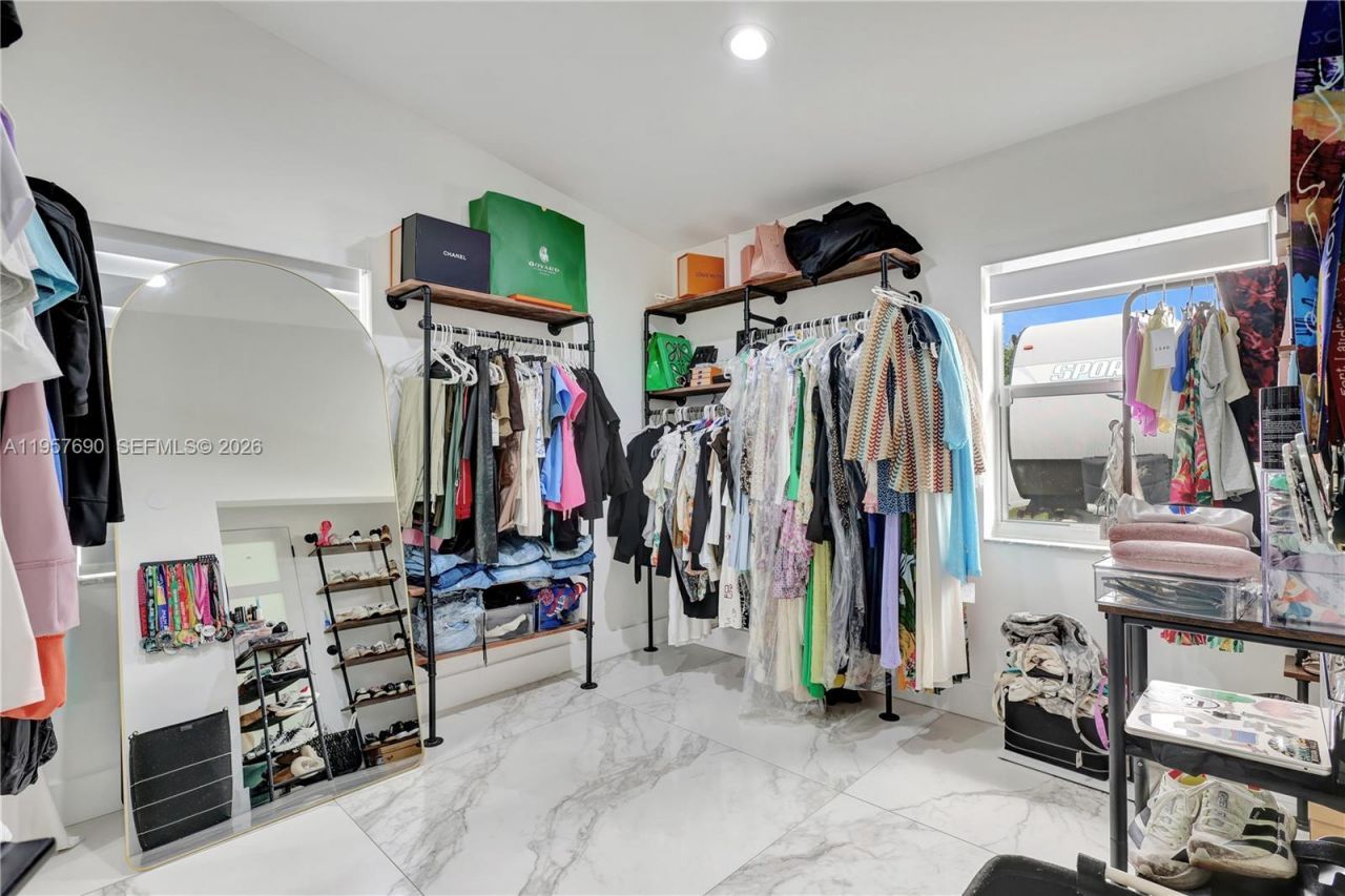 1021 SW 22nd Ave, Fort Lauderdale, FL 33312 Photo