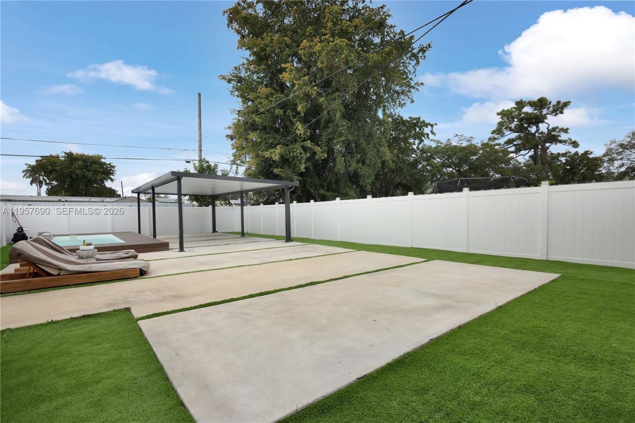 1021 SW 22nd Ave, Fort Lauderdale, FL 33312 Photo