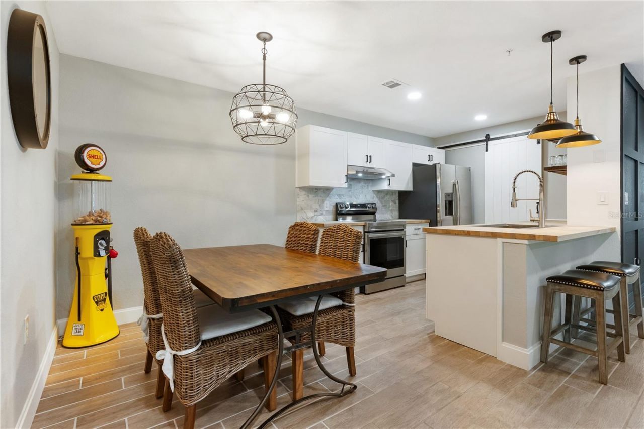 7424 Vista Way, Unit 104, Bradenton, FL 34202 Photo