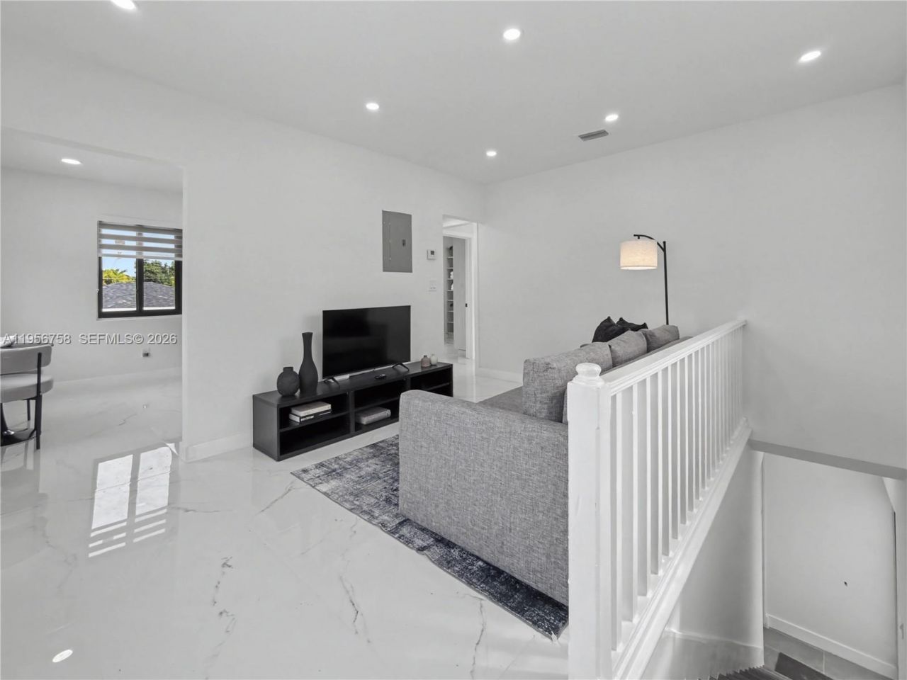 2490 SW 17th St, Miami, FL 33145 Photo