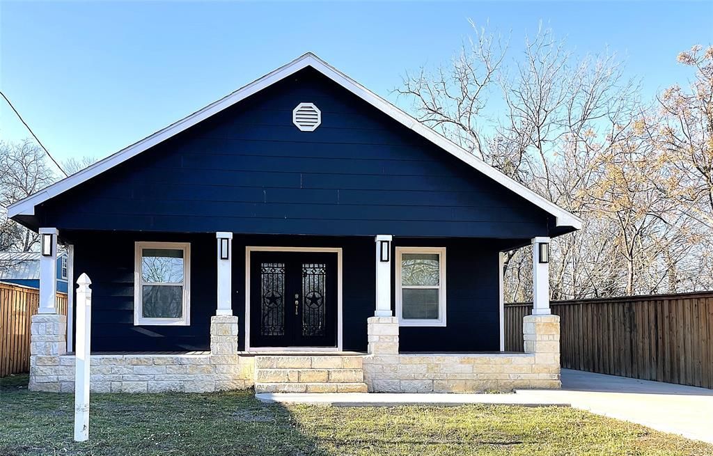 810 Thornton Carter Street, Mexia, TX 76667 Main Photo