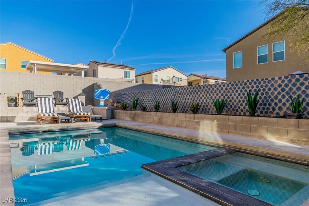 6883 Merril Summit Court, Las Vegas, NV 89142