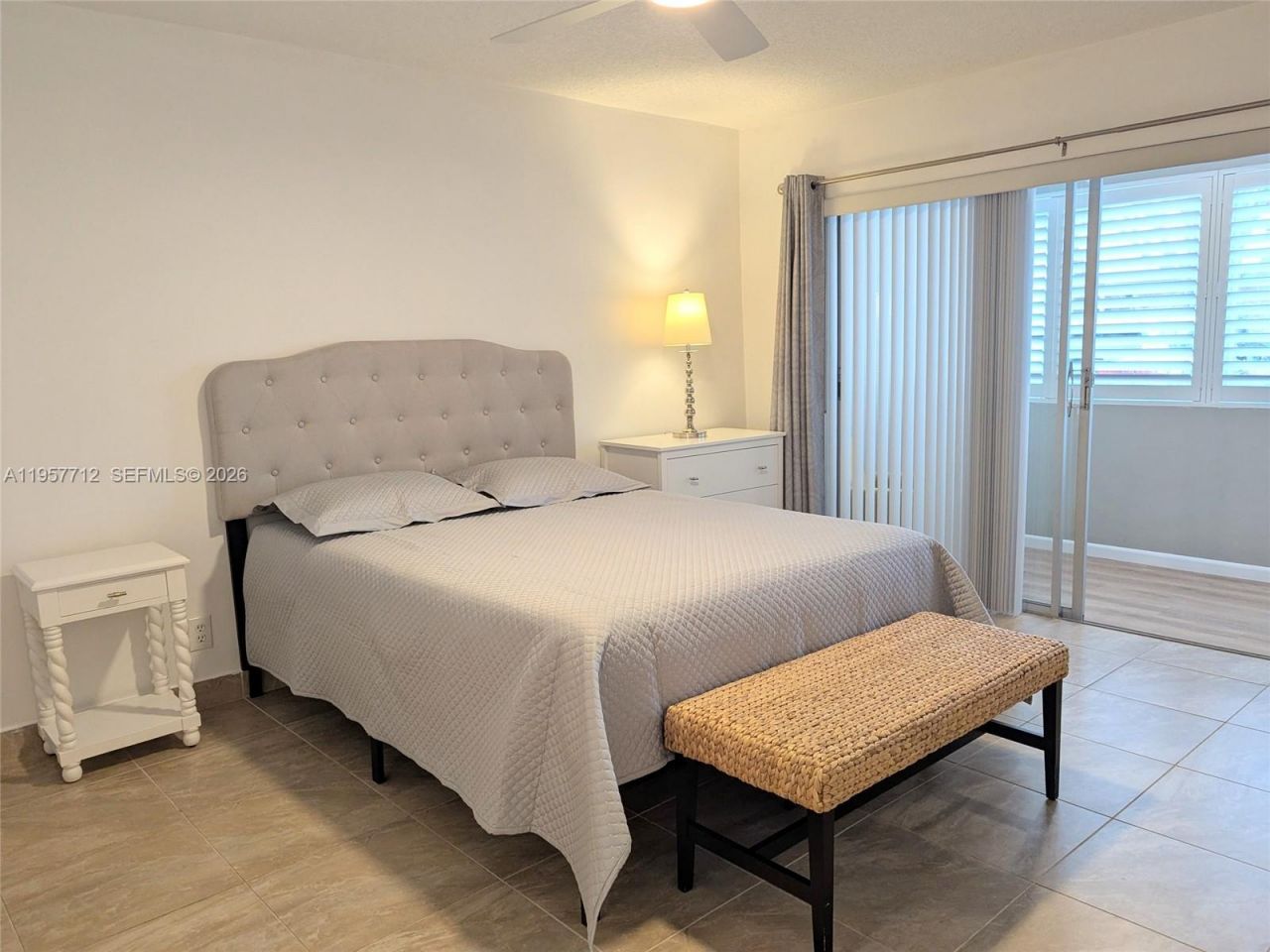 330 SE 2nd St , Unit 102E, Hallandale Beach, FL 33009 Photo