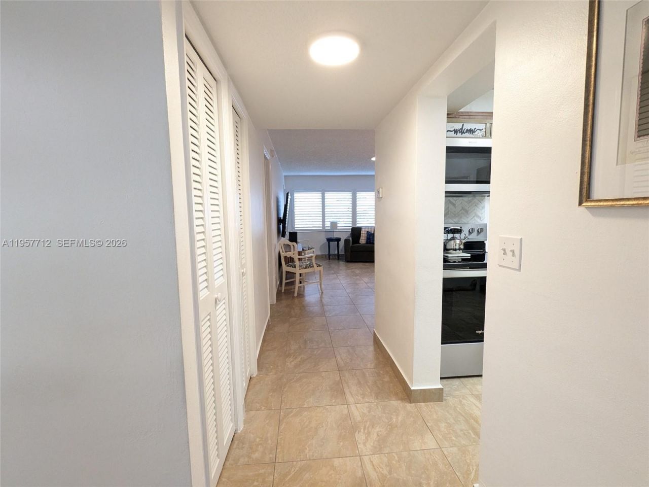 330 SE 2nd St , Unit 102E, Hallandale Beach, FL 33009 Photo