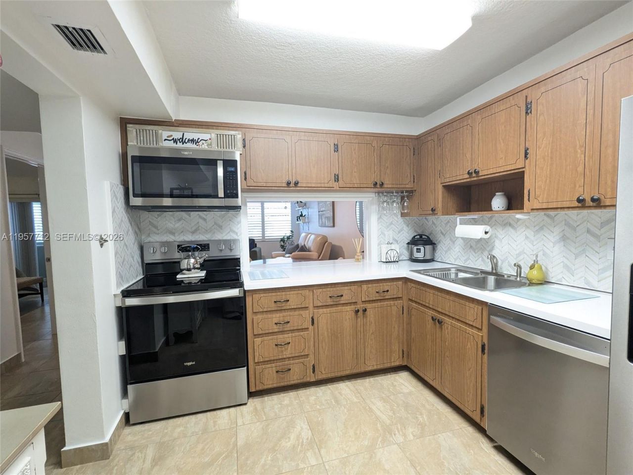 330 SE 2nd St , Unit 102E, Hallandale Beach, FL 33009 Photo