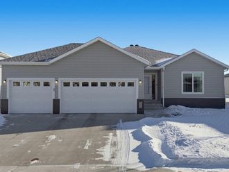 3724 49th Street S Fargo, ND 58104