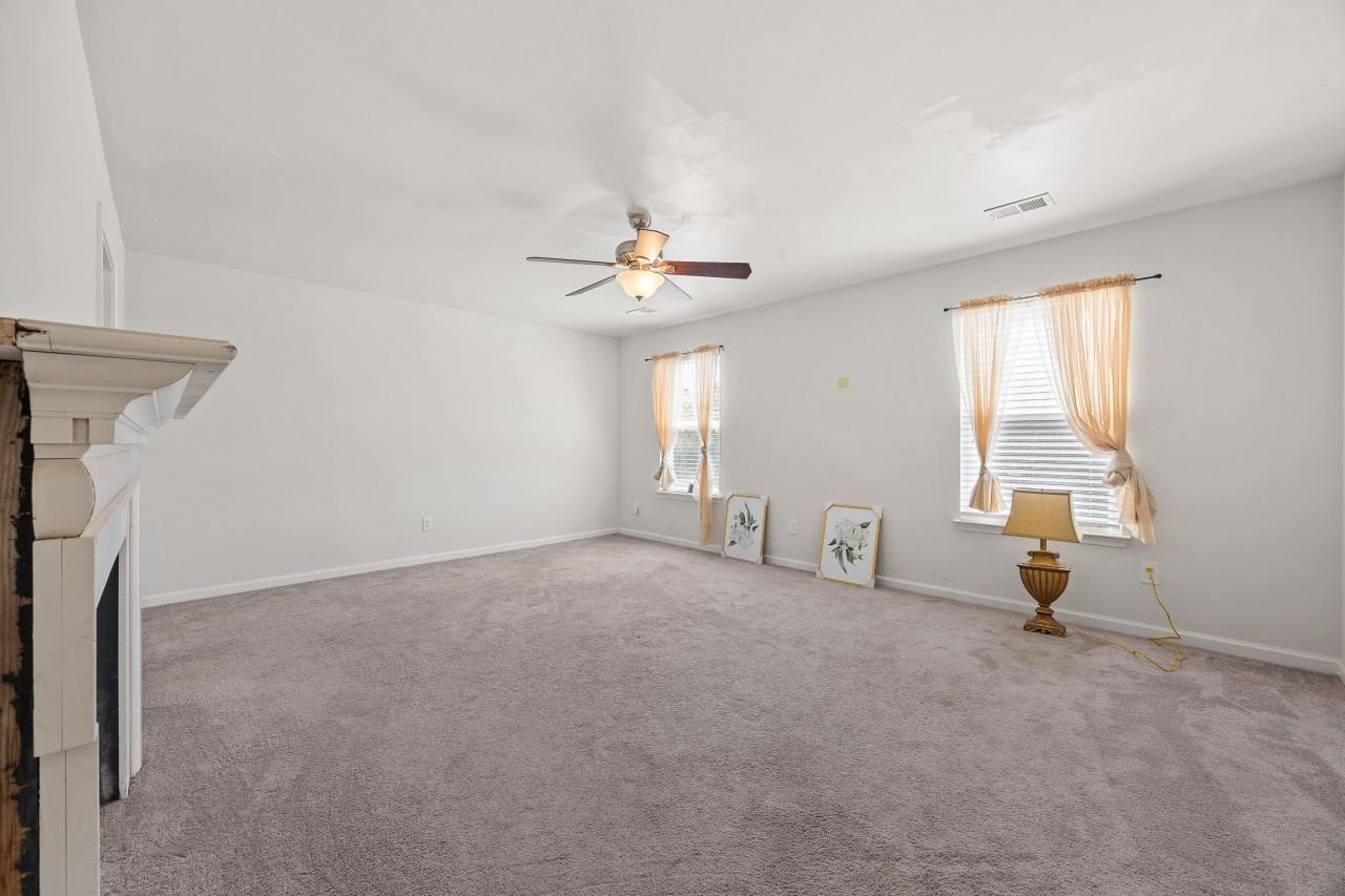 153 Wild Holly Drive Photo 14