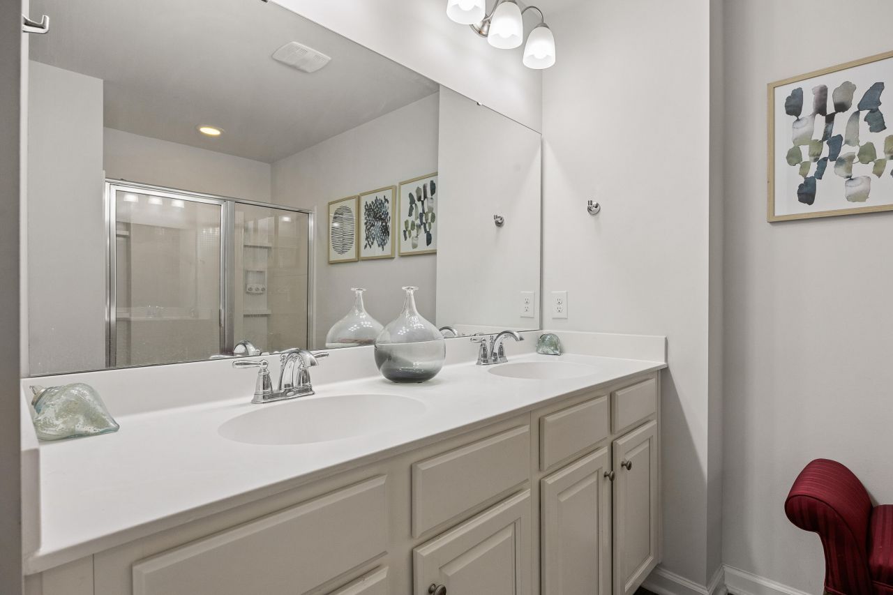 153 Wild Holly Drive Photo 16